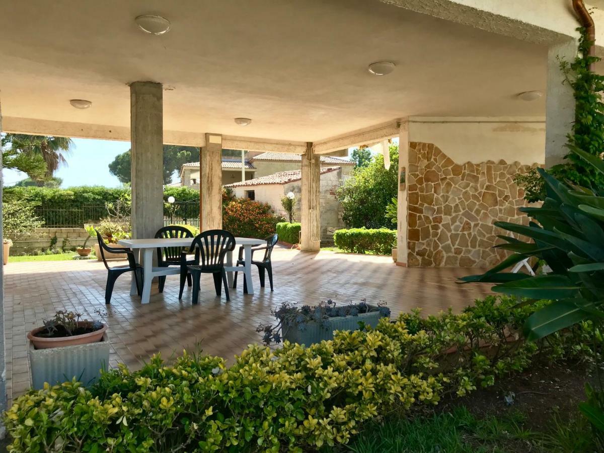 Villa Tetide - Fontane Bianche Buitenkant foto